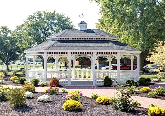 20x28 Oval Vinyl Gazebo