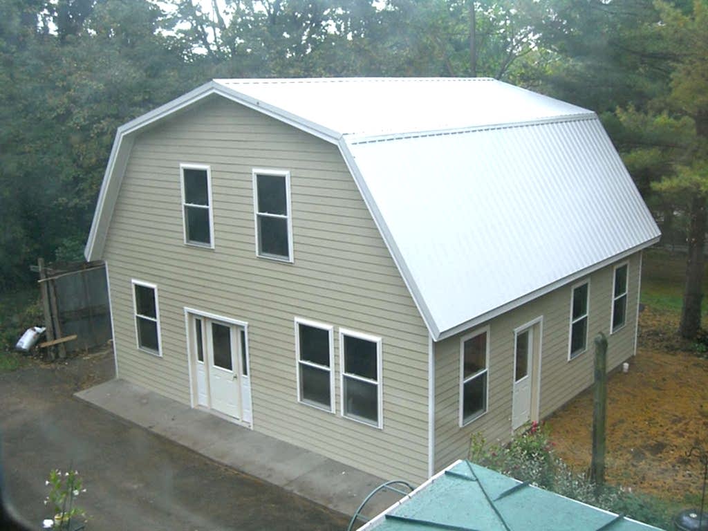 2 story build on site gambrel 2