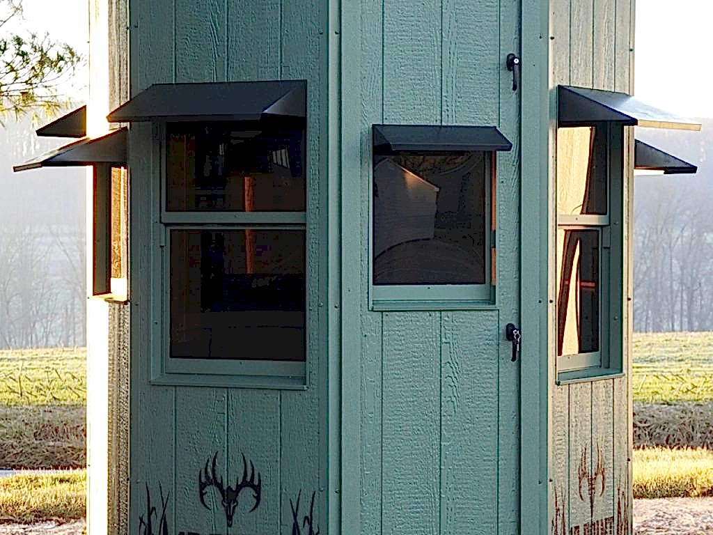 6ft Octagon Blind on ground